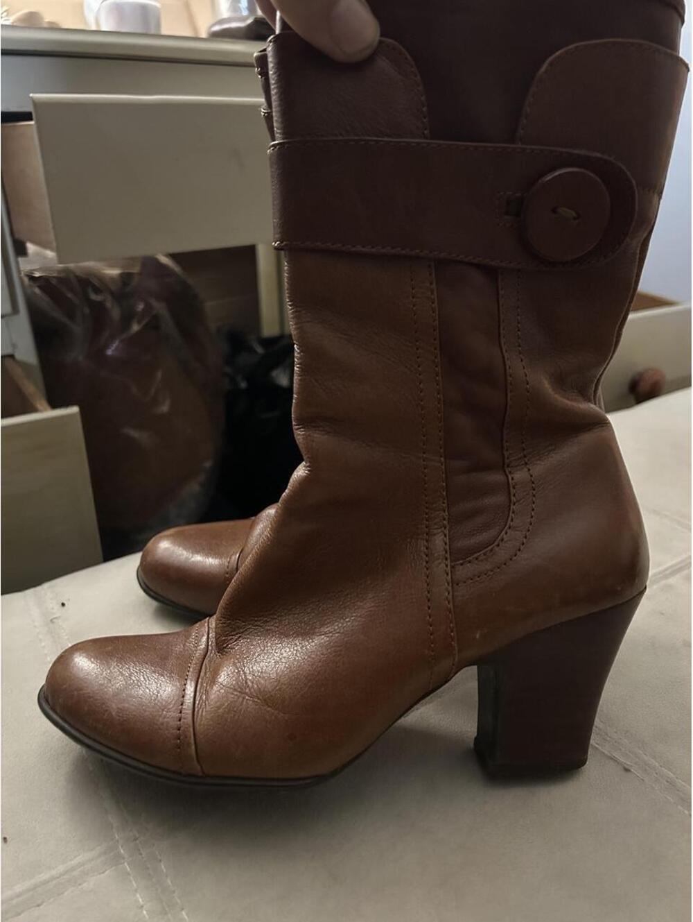 Brand new Born Crown Pratt W6449 Handcrafted Leather boots size 7